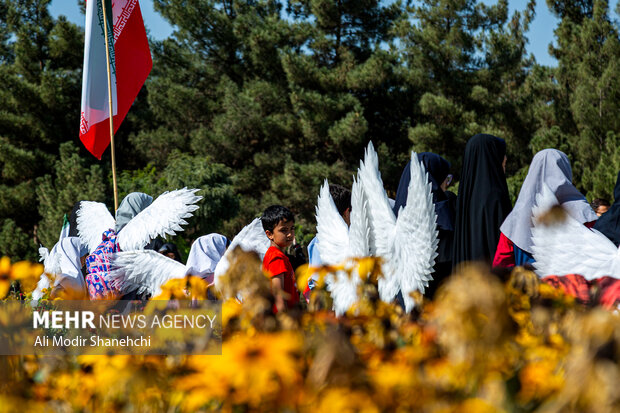زنجیره انسانی «<a href='https://sayeb.ir/tag/%d8%ac%d8%a7%d9%86%d9%81%d8%af%d8%a7'></div>جانفدا</a>» در <a href='https://sayeb.ir/tag/%d9%85%d8%b4%d9%87%d8%af'>مشهد</a>