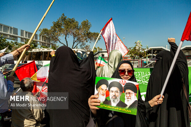 زنجیره انسانی «<a href='https://sayeb.ir/tag/%d8%ac%d8%a7%d9%86%d9%81%d8%af%d8%a7'></div>جانفدا</a>» در <a href='https://sayeb.ir/tag/%d9%85%d8%b4%d9%87%d8%af'>مشهد</a>