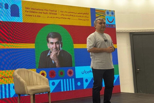 معیریان: بخشی از سینمای ایران فیلم کودکانه میسازد نه فیلم کودک معیریان: بخشی از سینمای ایران فیلم کودکانه میسازد نه فیلم کودک