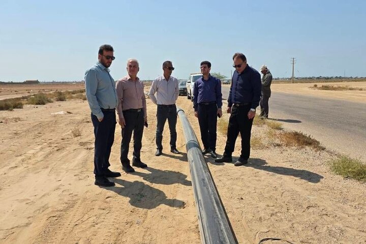 پروژه نوسازی خط انتقال آب آشامیدنی به روستای جزیره بندرریگ اجرایی شد پروژه نوسازی خط انتقال آب آشامیدنی به روستای جزیره بندرریگ اجرایی شد