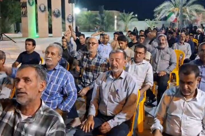 اجتماع مردم انقلابی آبدان در شب ۲۲۰