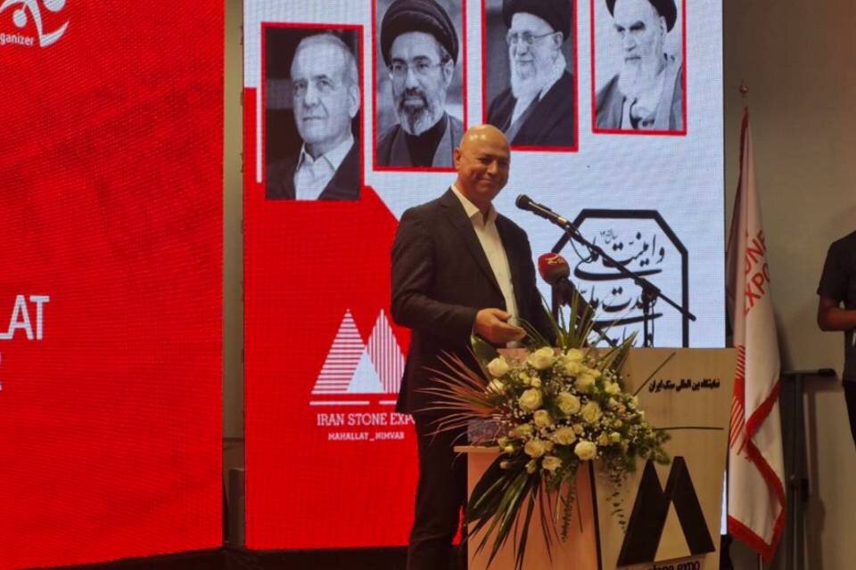 شکوری:بازگشت سهم ۳ درصدی درآمدهای معدنی به پویایی این صنعت کمک میکند شکوری:بازگشت سهم ۳ درصدی درآمدهای معدنی به پویایی این صنعت کمک میکند