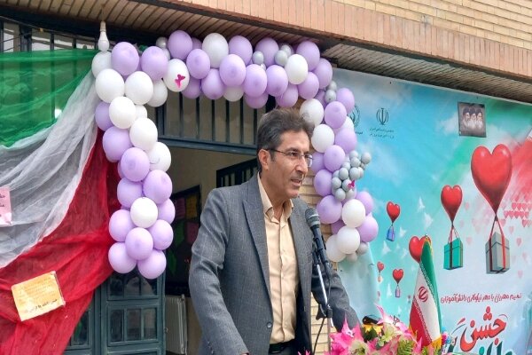 اللهویسی:حمایت از دانشآموزان نیازمند از مسئولیتهای تربیتی مدارس است اللهویسی:حمایت از دانشآموزان نیازمند از مسئولیتهای تربیتی مدارس است