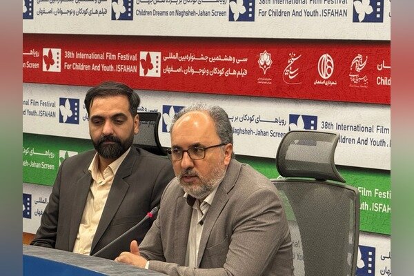 جشنواره فیلم کودکان ونوجوانان باید از رویداد به جریان فرهنگی تبدیل شود جشنواره فیلم کودکان ونوجوانان باید از رویداد به جریان فرهنگی تبدیل شود