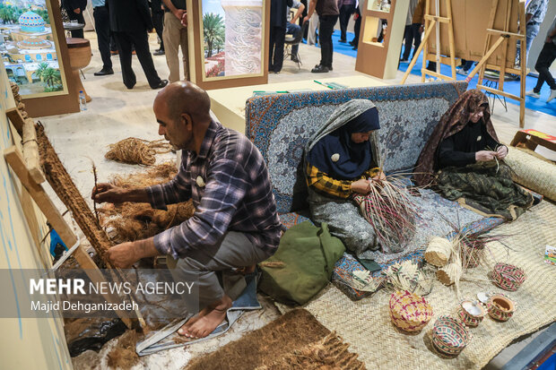 نخستین نمایشگاه ملی <a href='https://sayeb.ir/tag/%da%af%d8%b1%d8%af%d8%b4%da%af%d8%b1%db%8c'></div>گردشگری</a> در <a href='https://sayeb.ir/tag/%db%8c%d8%b2%d8%af'>یزد</a>