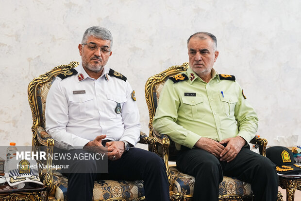 دیدار فرمانده و اعضای ستاد فرماندهی انتظامی کشور با رئیس مجلس