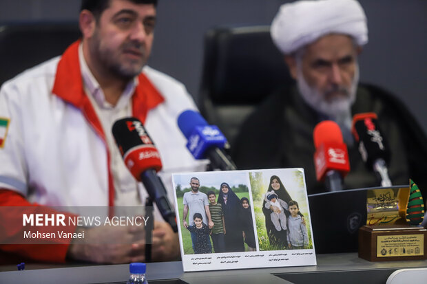 نشست امضای تفاهم‌نامه همکاری سازمان بسیج و هلال احمر