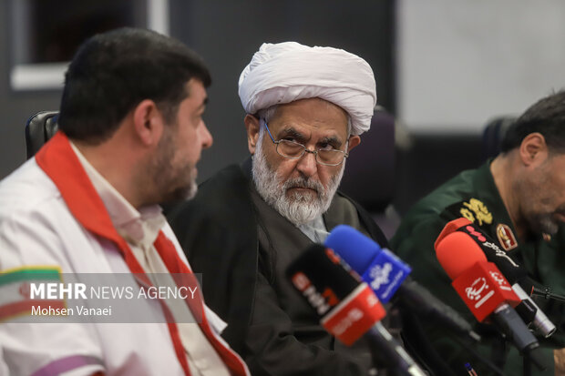 نشست امضای تفاهم‌نامه همکاری سازمان بسیج و هلال احمر