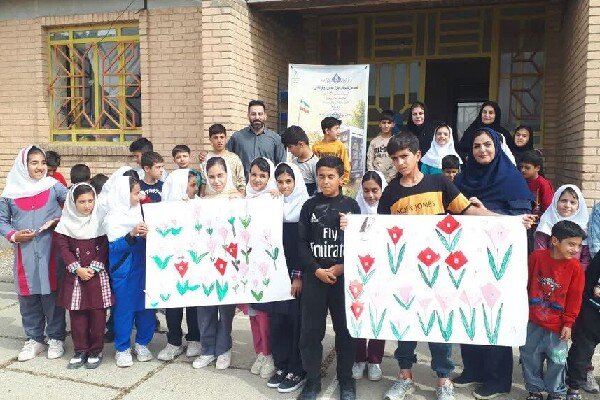 اجرای برنامه‌های فرهنگی کانون در روستای جامه‌شوران کرمانشاه
