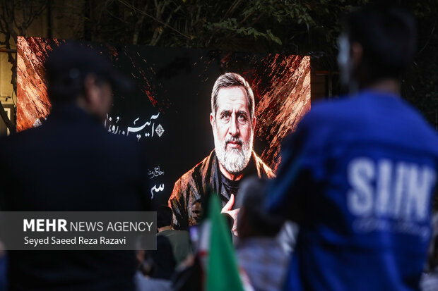 آیین رونمایی از سردیس <a href='https://sayeb.ir/tag/%d8%b4%d9%87%db%8c%d8%af'></div>شهید</a> <a href='https://sayeb.ir/tag/%d9%85%d9%82%d8%a7%d9%88%d9%85%d8%aa'>مقاومت</a>، سردار محمدسعید ایزدی