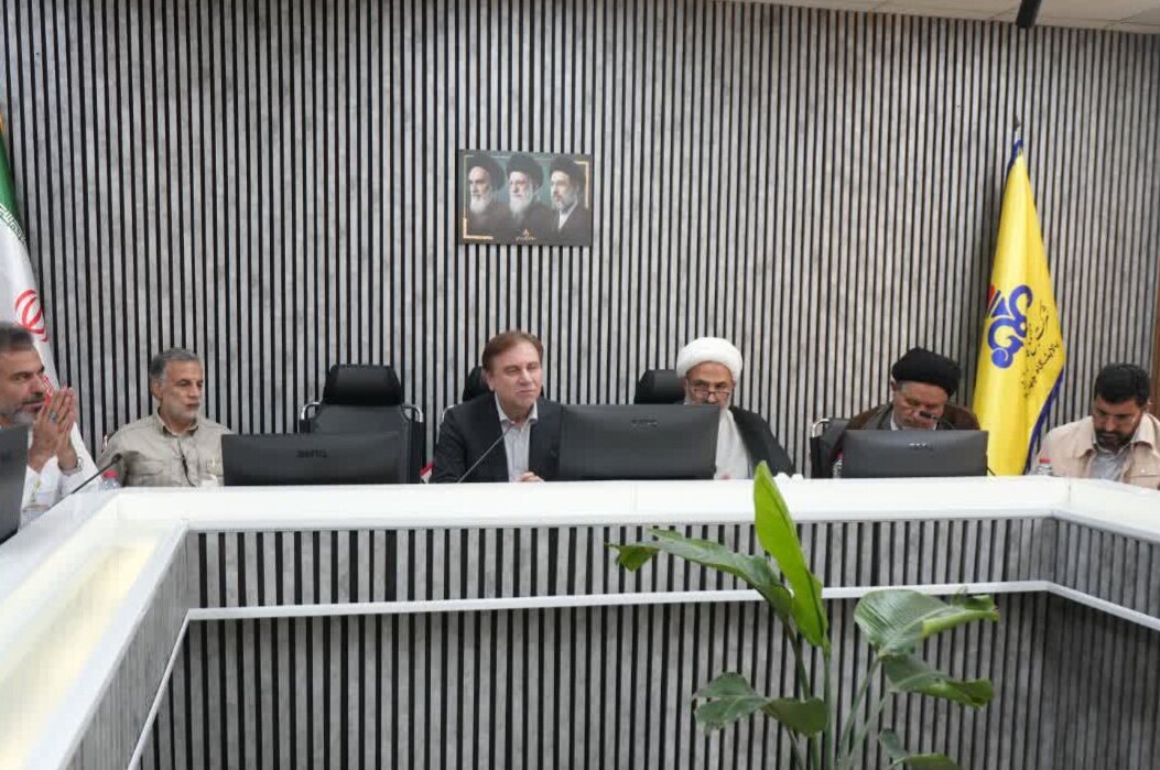 استاندار بوشهر: همت کارکنان پارس جنوبی موجب استمرار تولید شد استاندار بوشهر: همت کارکنان پارس جنوبی موجب استمرار تولید شد