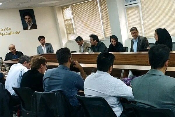 بررسی جامع: بیش از ۳۰ طرح سرمایه‌گذاری در کردستان در مسیر اجرا قرار گرفت | مهر - کد a04c