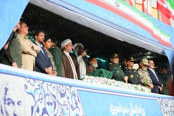 ملت ایران با تکیه بر وحدت اجازه بازگشت دوران طاغوت را نمی‌دهد