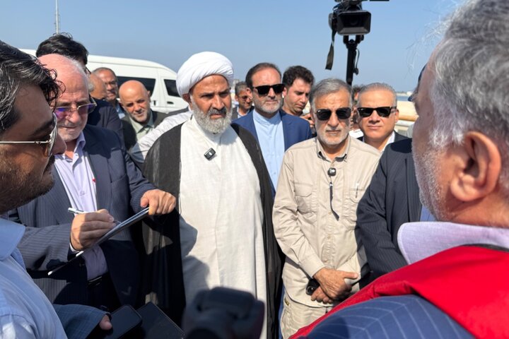پژمانفر: مقاومت مردم خارگ و ایثار کارکنان صنعت نفت ماندگار است پژمانفر: مقاومت مردم خارگ و ایثار کارکنان صنعت نفت ماندگار است