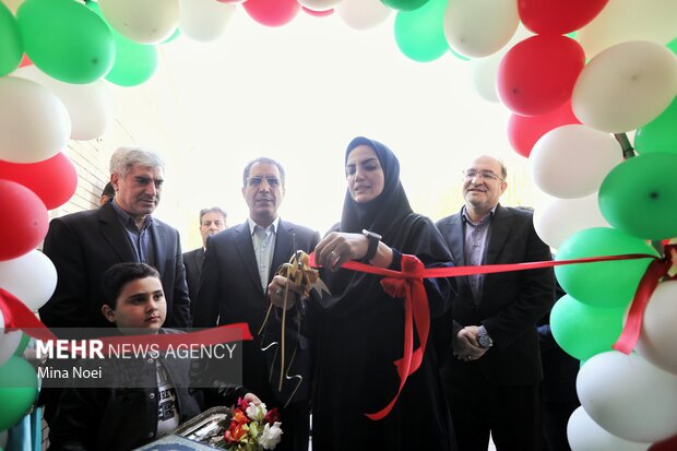کتابخانه شهید مطهری اسکو با حضور دبیرکل نهاد کتابخانه‌ها بازگشایی شد