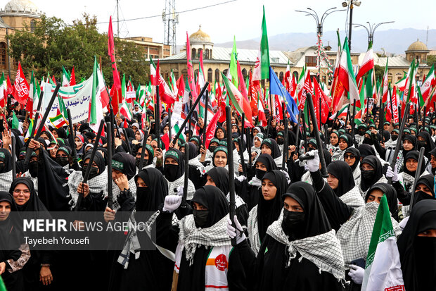 اجتماع مردمی «جان فدا» در <a href='https://sayeb.ir/tag/%d9%87%d9%85%d8%af%d8%a7%d9%86'></div>همدان</a>