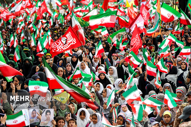 اجتماع مردمی «جان فدا» در <a href='https://sayeb.ir/tag/%d9%87%d9%85%d8%af%d8%a7%d9%86'></div>همدان</a>