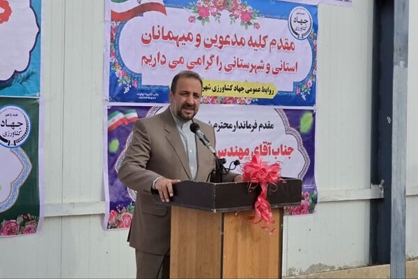گزارش تحلیلی: نهاوند نیازمند سردخانه ۳۰ هزار تنی برای نگهداری سیب است | مهر - کد fd51