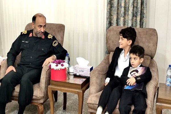 امنیت پایدار لرستان مرهون جانفشانیهای شهدا است