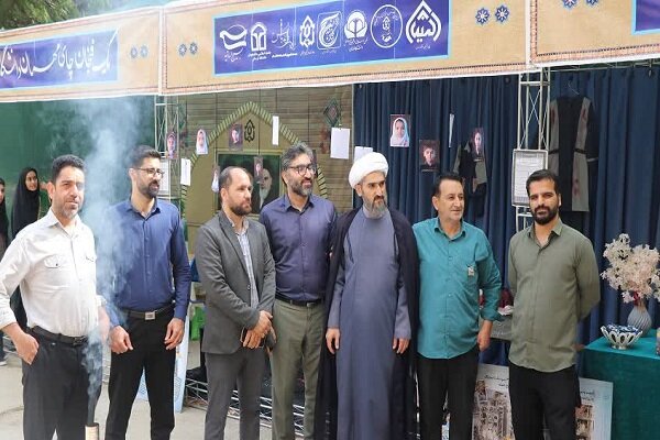 برپایی موکبهای دانشجویی دانشگاه لرستان به یاد شهدای خرمآباد و میناب برپایی موکبهای دانشجویی دانشگاه لرستان به یاد شهدای خرمآباد و میناب