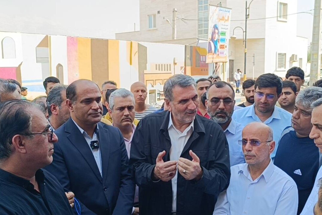 ساجدی‌نیا: برای بازگشت کسبه آسیب‌دیده عسلویه به فعالیت تلاش می‌کنیم