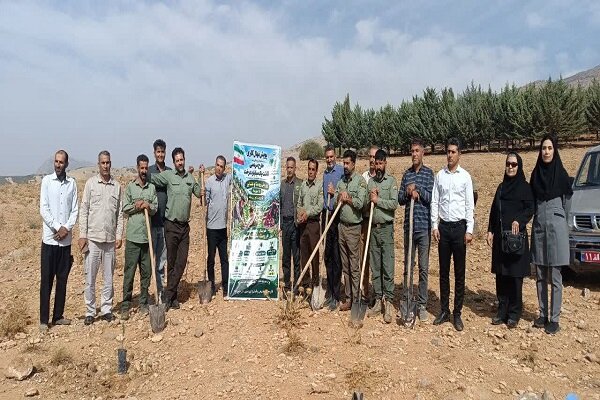 اجرای ۲۱ پویش مردمی برای ترویج فرهنگ منابع طبیعی در خرمآباد اجرای ۲۱ پویش مردمی برای ترویج فرهنگ منابع طبیعی در خرمآباد