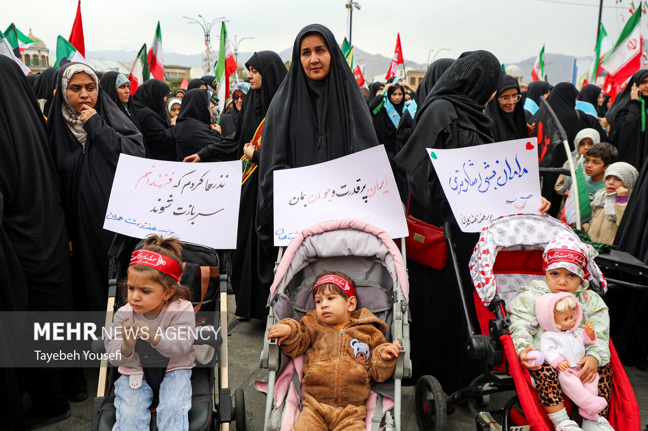 طنین غیرت در همدان؛ سوز پاییزی مغلوب اراده «جانفدایان» همدانی شد طنین غیرت در همدان؛ سوز پاییزی مغلوب اراده «جانفدایان» همدانی شد
