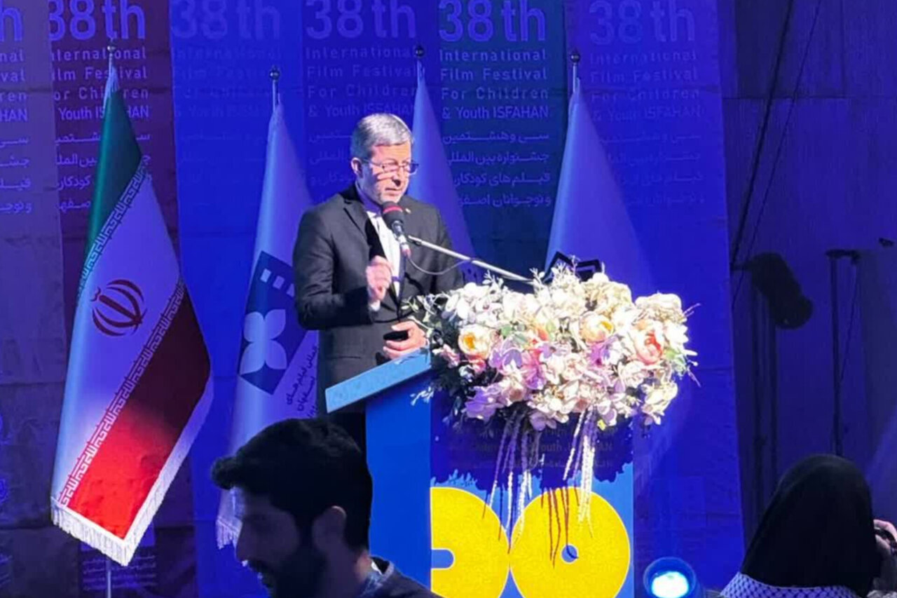 سینمای کودک باید به روایت ایرانی نسل جدید شکل دهد سینمای کودک باید به روایت ایرانی نسل جدید شکل دهد