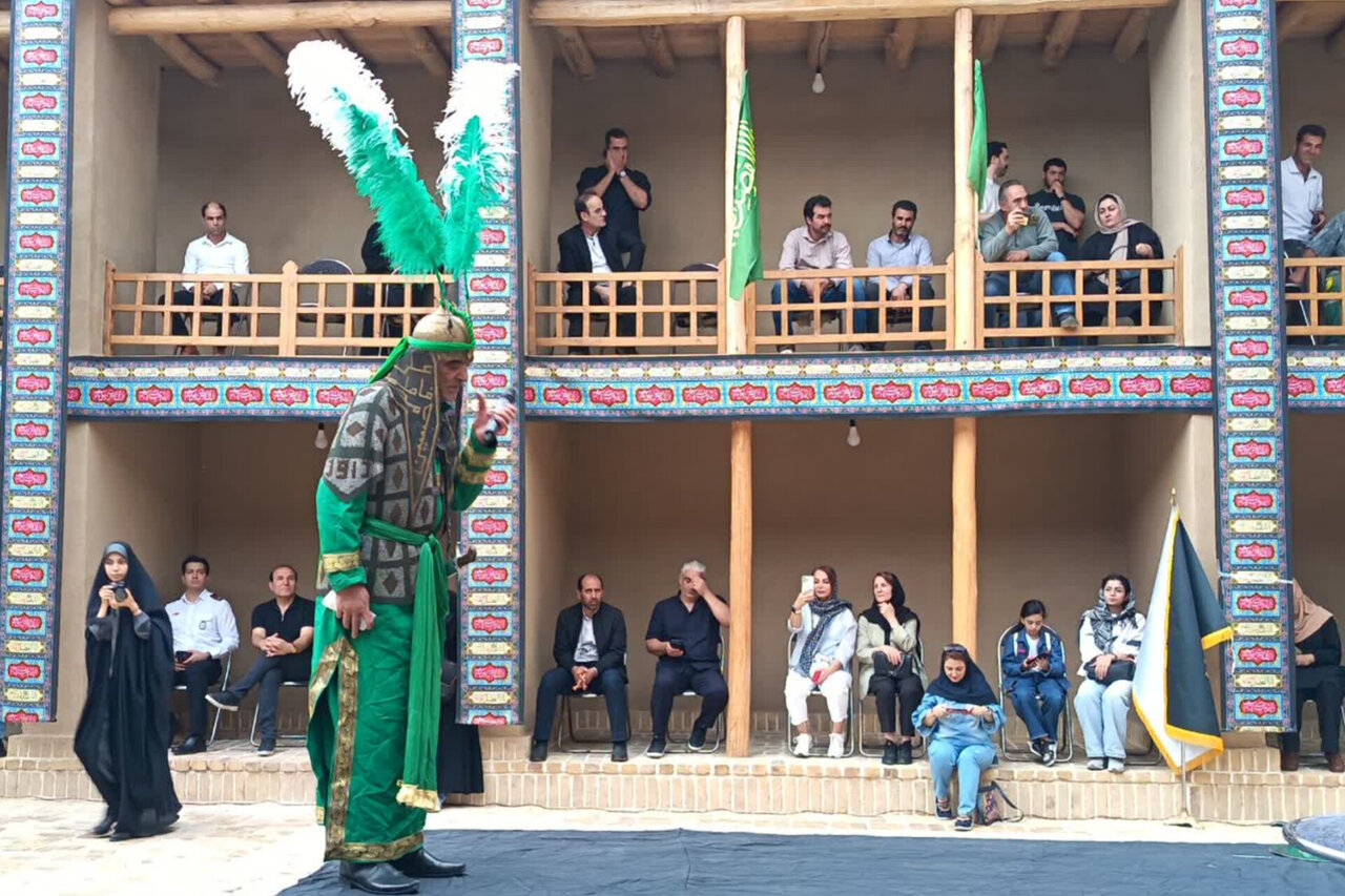گزارش تحلیلی: تکیه اعظم برغان از دل تاریخ به قلب کرج آمد | مهر - کد dbe0
