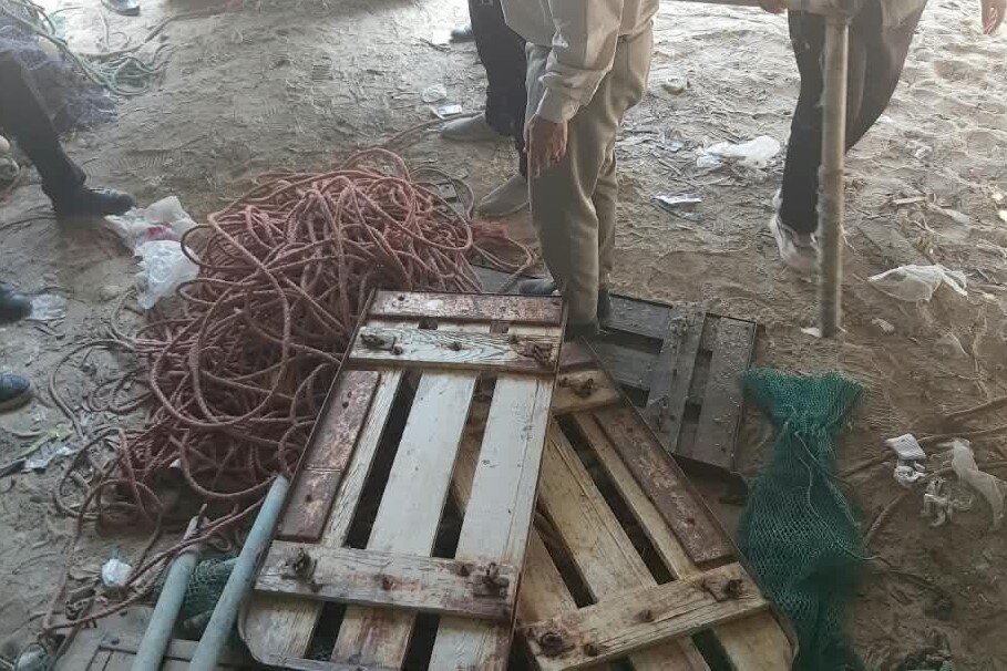 کشف ادوات غیرمجاز صید؛ توقیف ۲ شناور