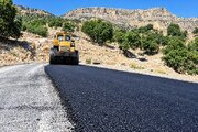 آسفالت ۷ هزار مترمربع از معابر روستای نالود قصرقند