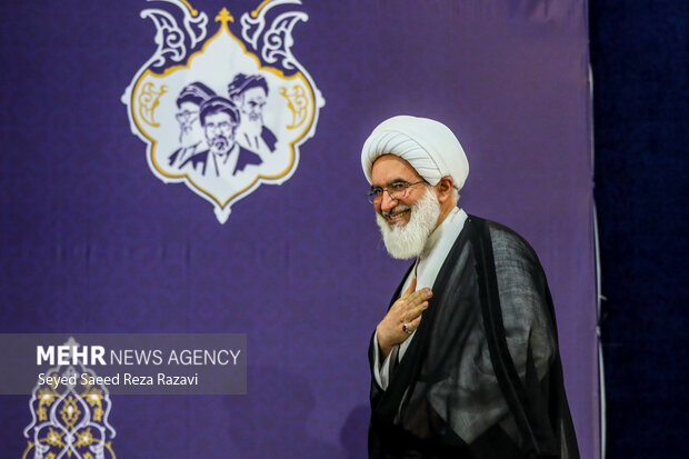 نماز جمعه <a href='https://sayeb.ir/tag/%d8%aa%d9%87%d8%b1%d8%a7%d9%86'></div>تهران</a> ۱۷ مهر ماه ۱۴۰۵