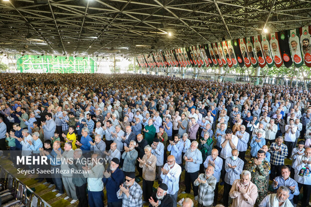 نماز جمعه <a href='https://sayeb.ir/tag/%d8%aa%d9%87%d8%b1%d8%a7%d9%86'></div>تهران</a> ۱۷ مهر ماه ۱۴۰۵