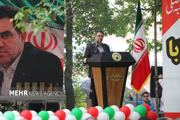 ثمرین زیر سایه طلای سبز جان گرفت؛ استقبال ۸۰ هزار نفری از جشنواره گردو ثمرین زیر سایه طلای سبز جان گرفت؛ استقبال ۸۰ هزار نفری از جشنواره گردو