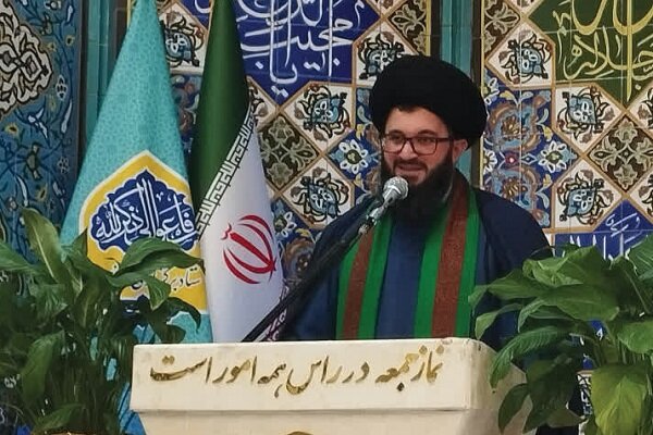 حسینی: مسئولان گرانی را کنترل و نظارت جدی بر بازار داشته باشند