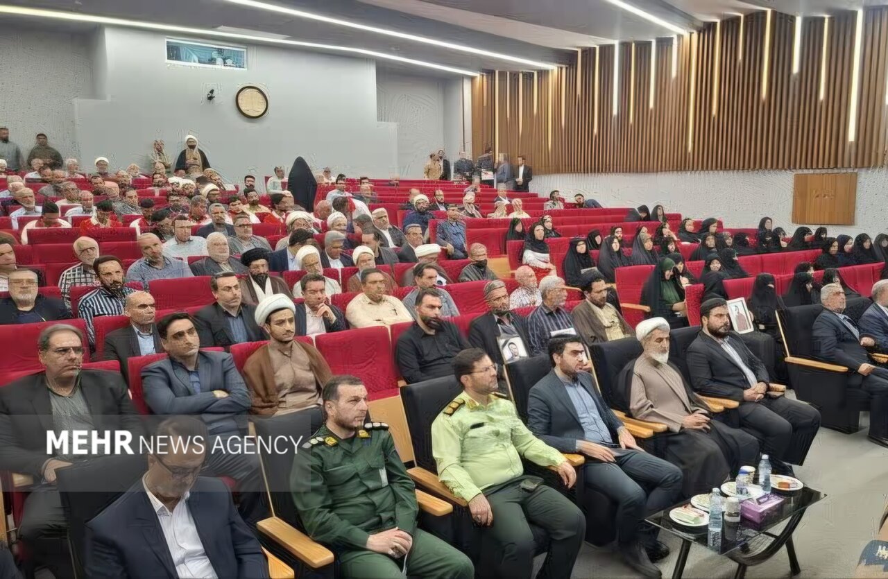 تأکید بر تقویت وفاق و همگرایی با حضور امام جمعه جدید گرمسار