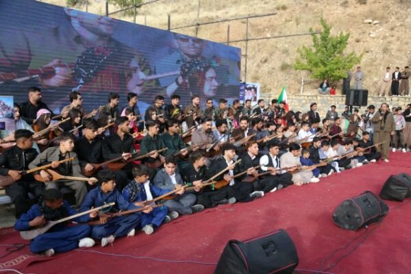 گزارش ویژه: جشن مهرگان در کرفتو؛ روایت یک آیین کهن در مسیر جهانی‌شدن میراث کردستان | مهر - کد bc61