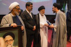 همایش «تجلی هلال» تجلیل از فعالان هلال احمر در جنگ تحمیلی