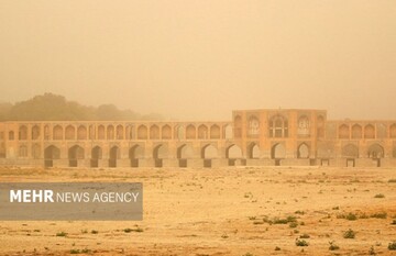 بستر زاینده‌رود کانون فرسایش بادی؛ غلظت کادمیوم بسیار بالاست