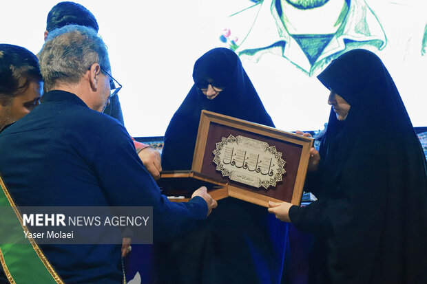 جشن از تولد قهرمان تا دنیای کودک