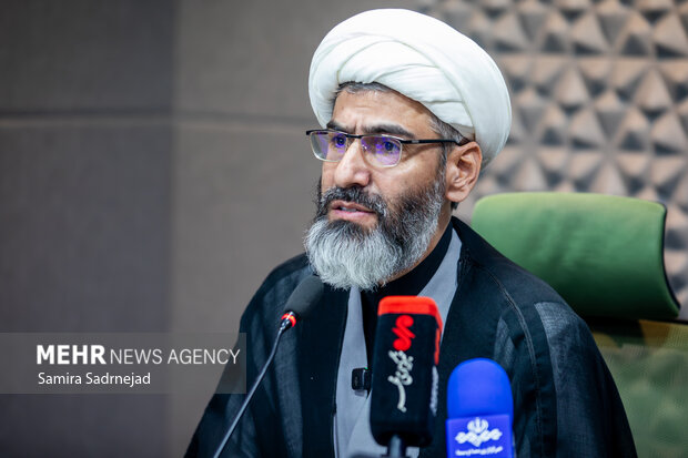 نشست تخصصی «مبانی الهیاتی و اجتماعی جان‌فدا»