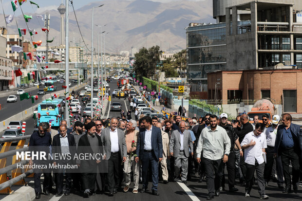 افتتاح پل دسترسی خیابان ستارخان به بزرگراه شهید چمران