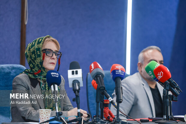 نشست خبری بیست و یکمین جشنواره بین‌المللی نمایش عروسکی تهران- مبارک