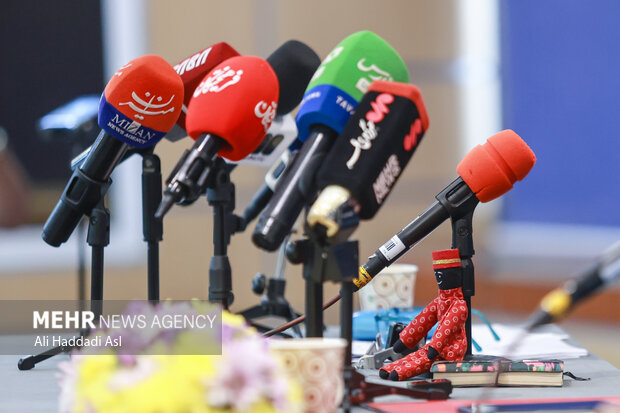 نشست خبری بیست و یکمین جشنواره بین‌المللی نمایش عروسکی تهران- مبارک