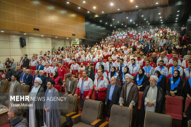 همایش «تجلی هلال» تجلیل از فعالان هلال احمر در جنگ تحمیلی