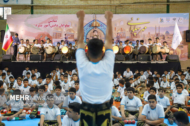 ویژه برنامه «مهر پهلوانی» در <a href='https://sayeb.ir/tag/%db%8c%d8%b2%d8%af'></div>یزد</a>