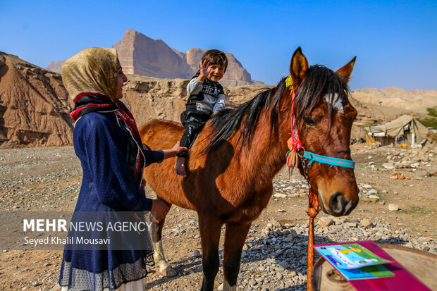 کودکان در متن زندگی