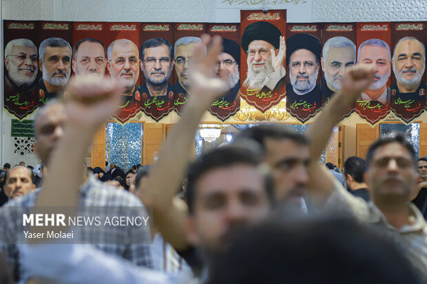 داع با پیکر <a href='https://sayeb.ir/tag/%d8%b4%d9%87%db%8c%d8%af'></div>شهید</a> تکاور فراجا عباس آقایی در حرم بانوی کرامت