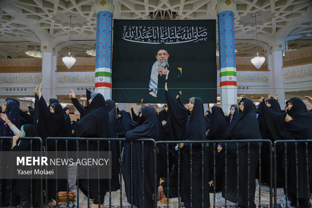 داع با پیکر <a href='https://sayeb.ir/tag/%d8%b4%d9%87%db%8c%d8%af'></div>شهید</a> تکاور فراجا عباس آقایی در حرم بانوی کرامت