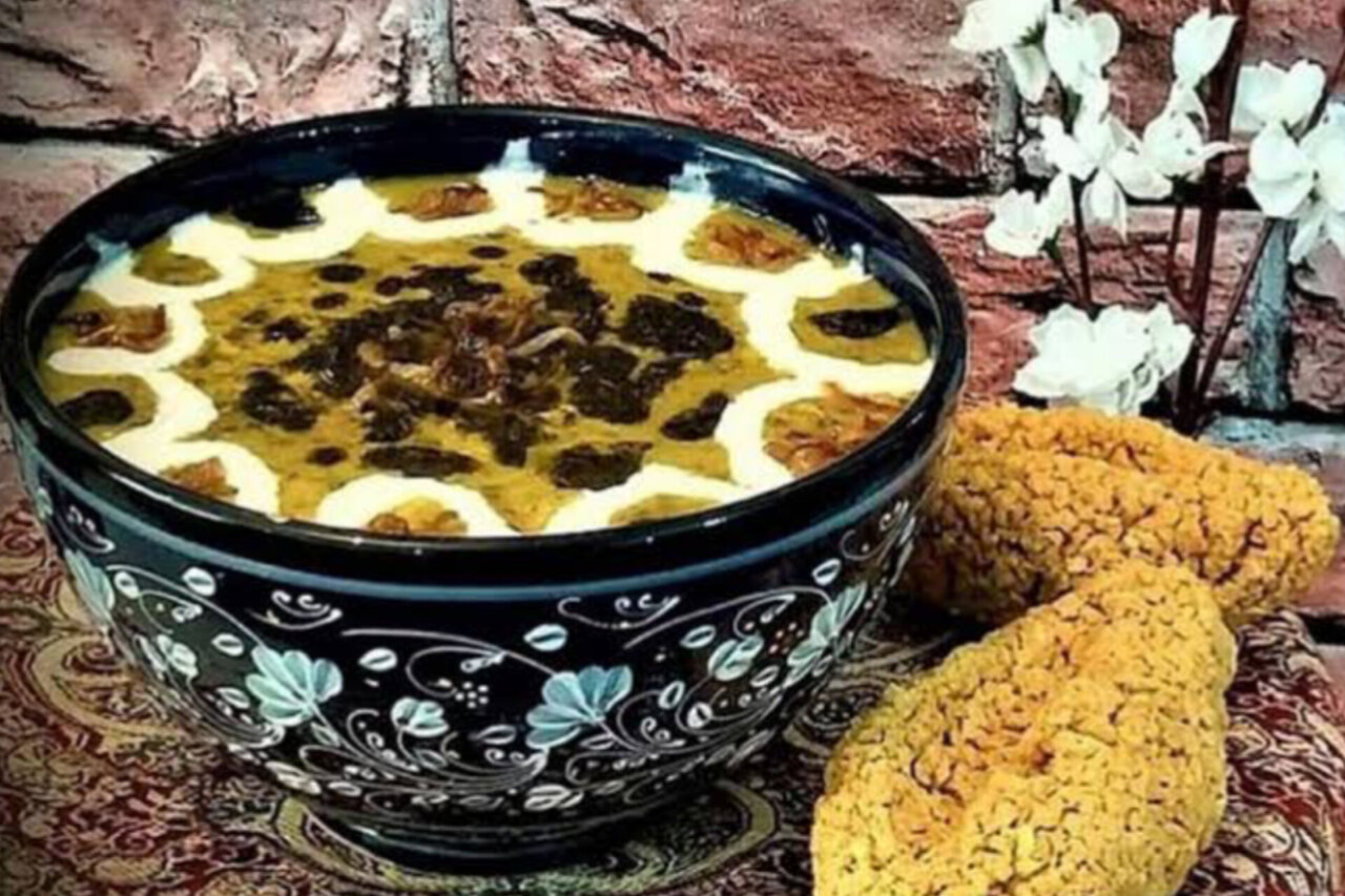 میراثی به طعم مهر و اصالت؛ راز ماندگاری «ترخینه» در بین مردم ایلام